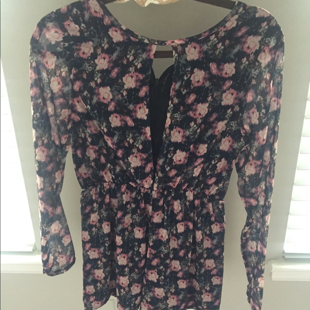 Misguided floral romper US 4